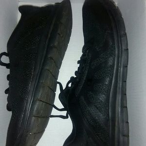 all black champion shoes